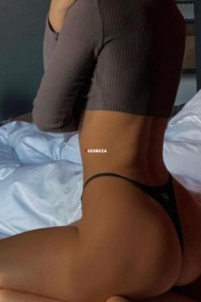 593565182