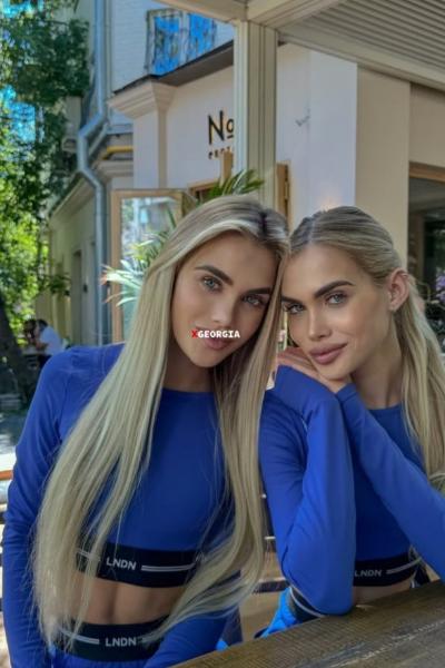 Twins 